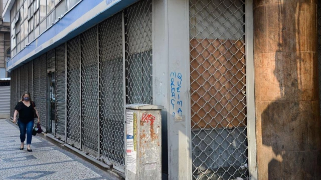 INSS suspende temporariamente perícias médicas