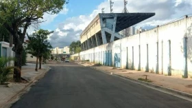 Rua Argentina é liberada para tráfego de veículos após mais de 2 anos