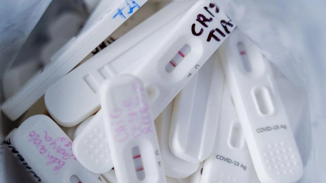 Procon-SP fiscaliza preços abusivos de testes de covid-19