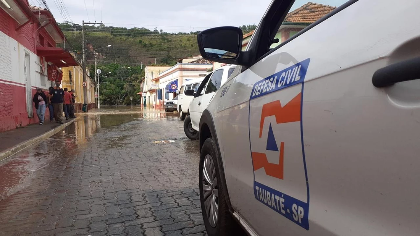 Defesa Civil de Taubaté realiza operação de apoio a São Luiz do Paraitinga