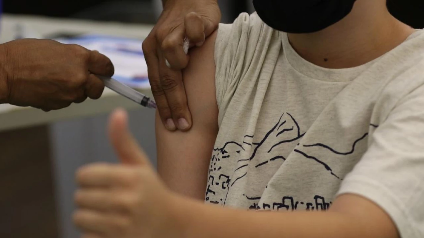 Estado de SP faz semana de vacinação contra covid-19 nas escolas