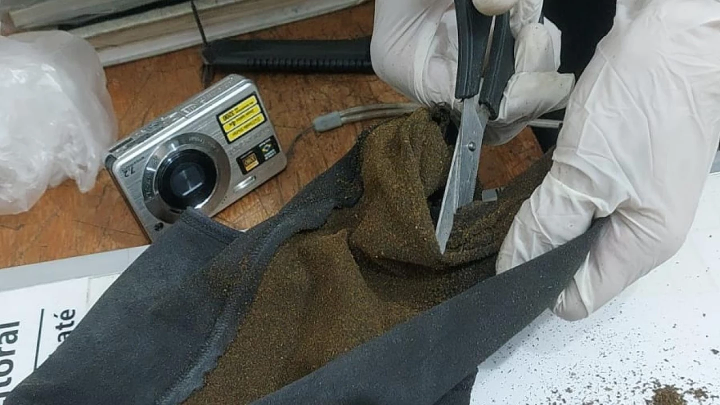 Mulher é flagrada com droga escondida em dia de visita ao CDP de Taubaté