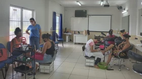 Escola do Trabalho de Taubaté tem vagas em curso de manicure e unhas artísticas