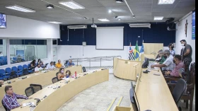 Adegas poderão funcionar até 23h em Taubaté; delivery é liberado