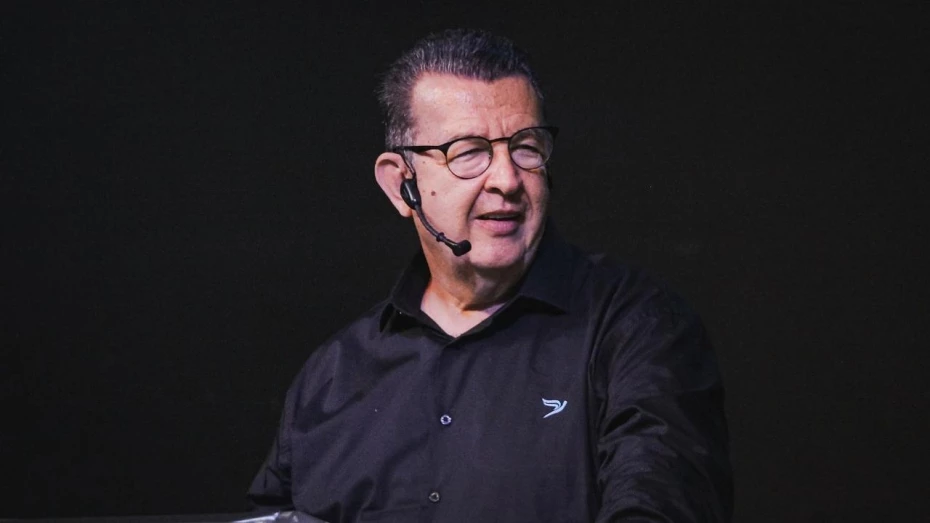 Líder evangélico vai receber comenda Jacques Félix em Taubaté Líder evangélico vai receber comenda Jacques Félix em Taubaté