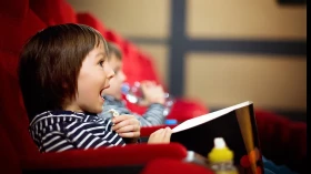 Projeto prevê sessões de cinema para pessoas com espectro do autismo