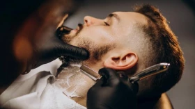 Curso gratuito de Barbearia é oferecido pela Escola do Trabalho de Taubaté