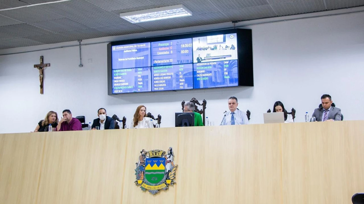 Projetos sobre reforma da previdência são apresentados na Câmara de Taubaté