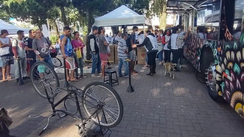 Taubaté inaugura o “Expresso Anjos da Cidade levando amor”