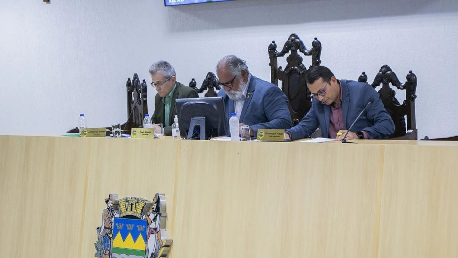 Câmara de Taubaté aprova título de cidadania ao deputado Milton Vieira Pinto Câmara de Taubaté aprova título de cidadania ao deputado Milton Vieira Pinto