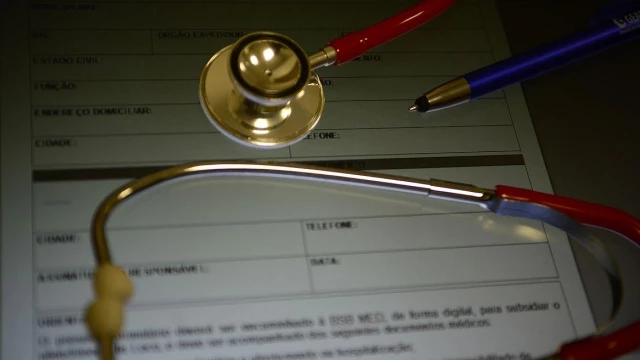Quase 50% precisaram ajustar orçamento para não perder plano de saúde