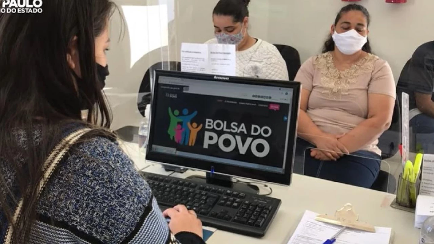 Bolsa do Povo: beneficiários podem acompanhar envio de cartão