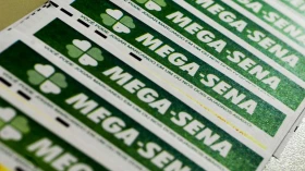 Ninguém acerta as seis dezenas e Mega-Sena acumula novamente Ninguém acerta as seis dezenas e Mega-Sena acumula novamente