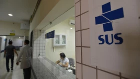 Saúde incorpora ao SUS medicamento para tratamento de osteoporose