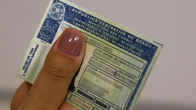 Detran-SP faz mutirão para renovação de CNH neste sábado
