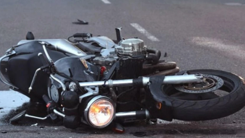 Motociclista morre após acidente na região central de Taubaté Motociclista morre após acidente na região central de Taubaté