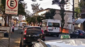Taxistas de Taubaté são cadastrados para receber benefício do governo