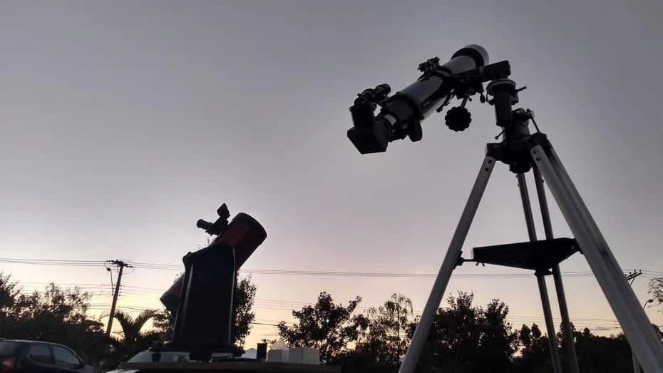 Observação com telescópios é atração no Parque do Sedes, em Taubaté Observação com telescópios é atração no Parque do Sedes, em Taubaté