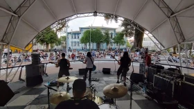 Shows de rock são atrações na Praça da Eletro, em Taubaté