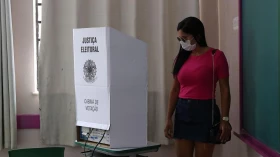 Eleições 2022 mantêm maioria do eleitorado feminina, com 53%