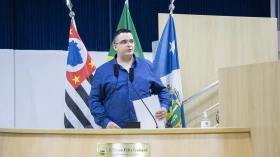 William Dell Net toma posse como vereador na Câmara de Taubaté