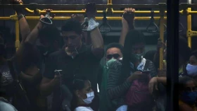 Covid-19: infectologistas defendem volta das máscaras e mais vacinação