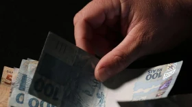 Entenda o cálculo do décimo terceiro salário