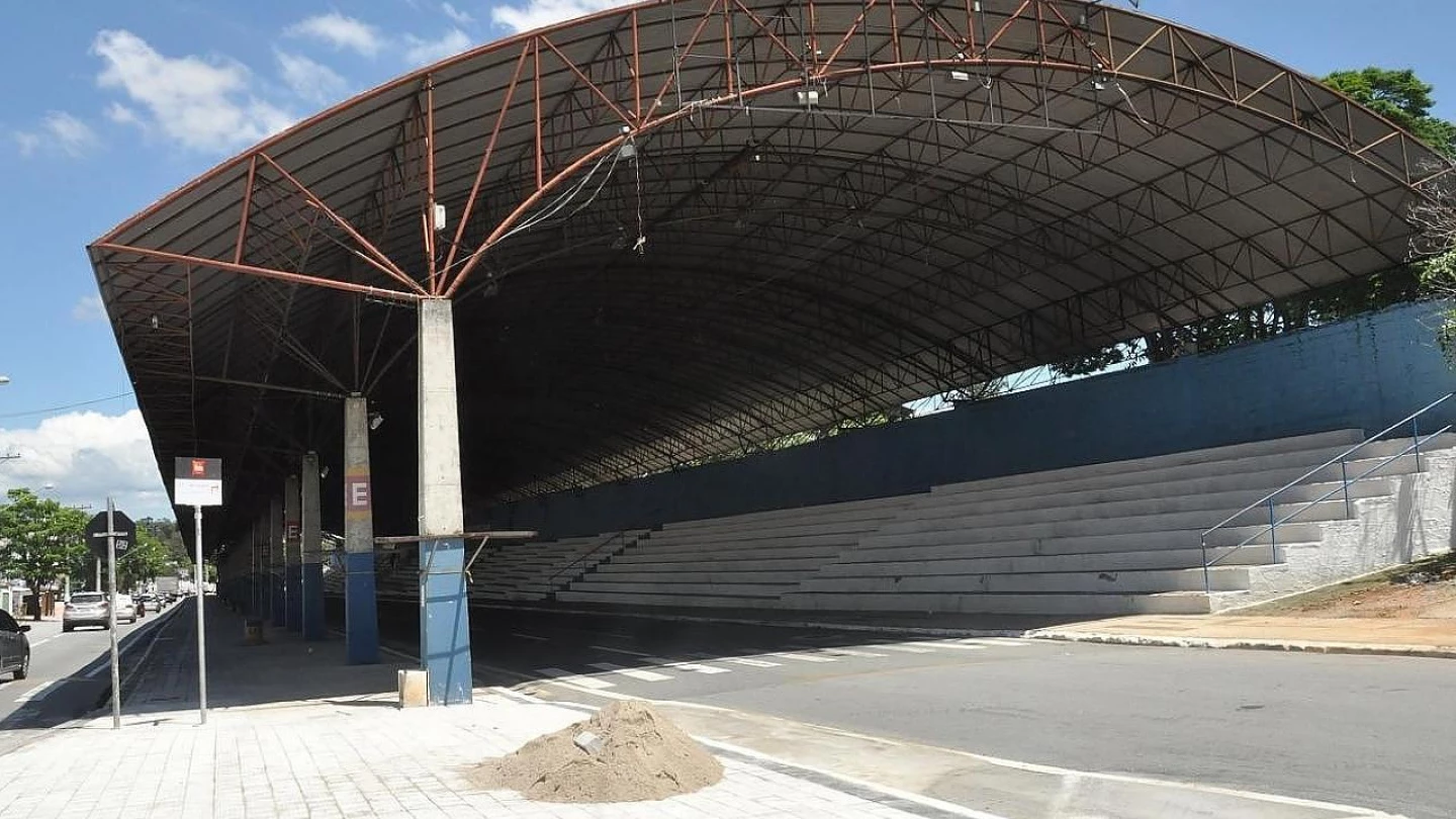 Área coberta da Av. do Povo ficará interditada até domingo