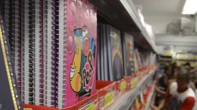Pesquisa é fundamental para reduzir despesas com material escolar