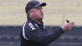 Burro da Central anuncia Roberto Cavalo como novo treinador