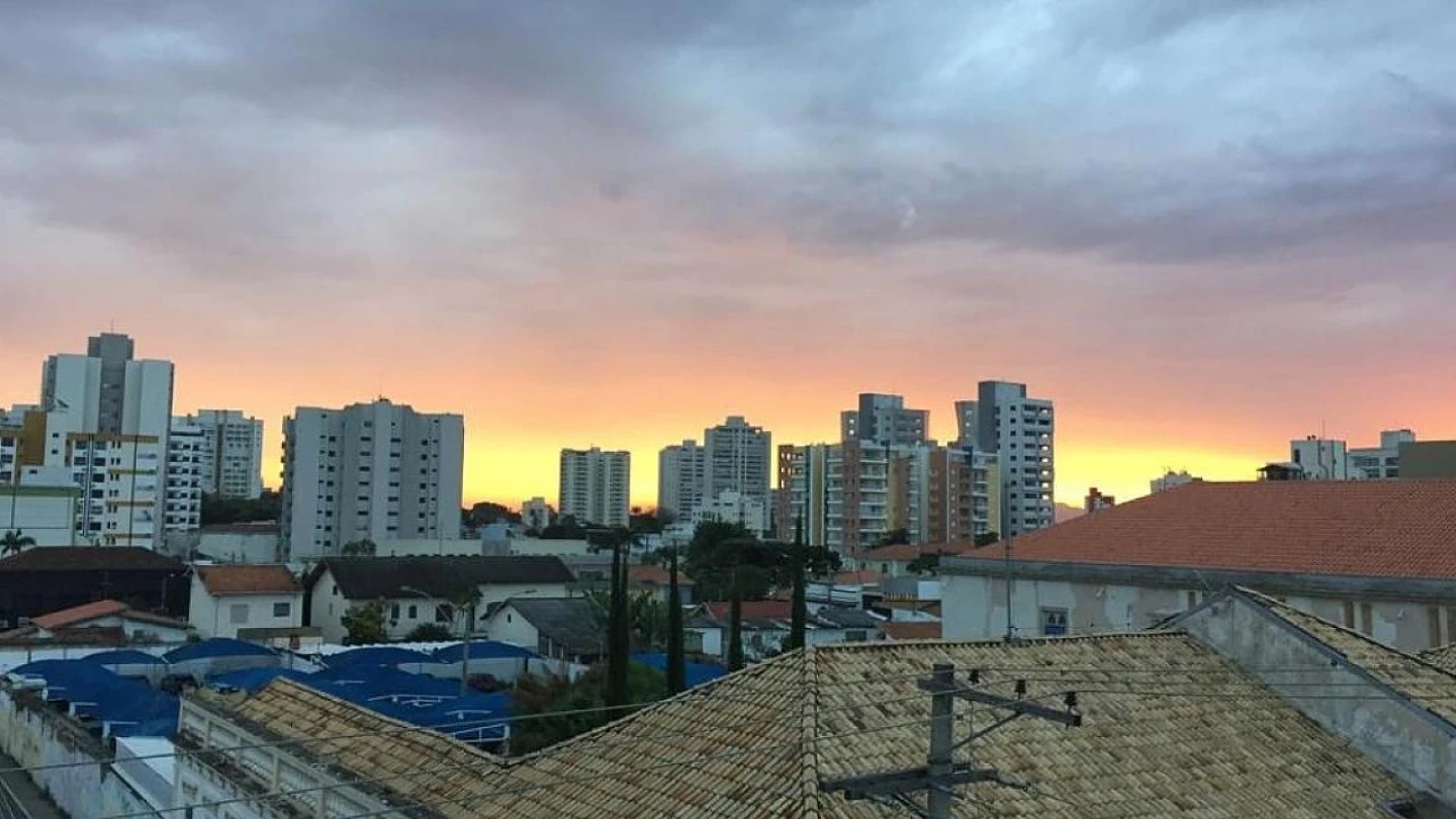 Frente fria começa a deixar o Vale do Paraíba