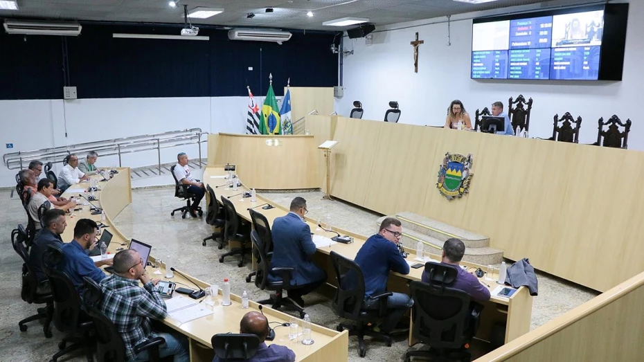 Câmara de Taubaté debate metas fiscais e ações da saúde em audiência