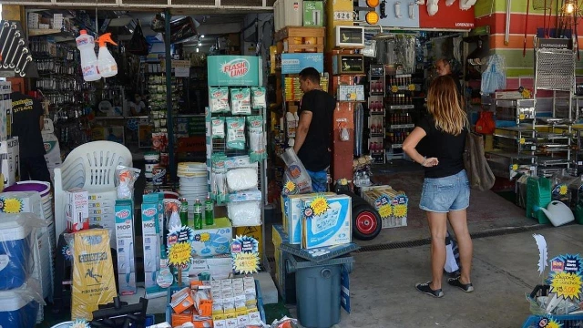 Confiança do empresário sobe 0,6 ponto em fevereiro, diz FGV