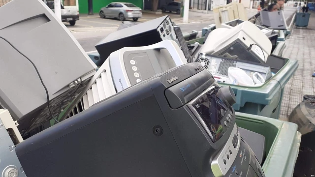 Taubaté promove "Mutirão de Lixo Eletrônico"