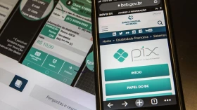 Caixa começa a cobrar Pix de pessoas jurídicas em julho
