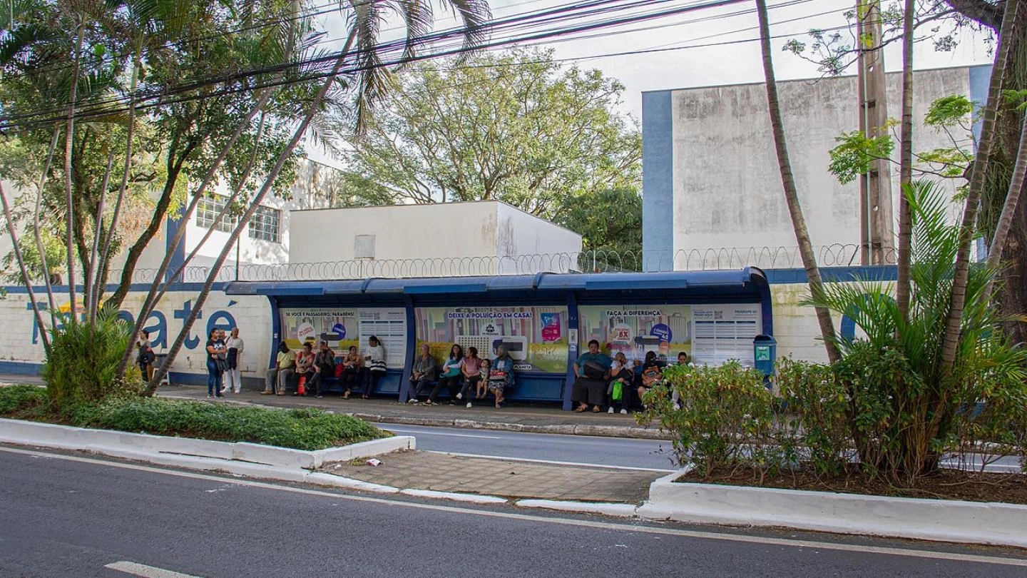 Lei garante espaço para cultura e história em pontos de ônibus em Taubaté