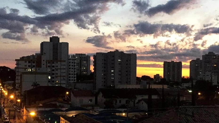 Nebulosidade aumenta e traz chance de chuva ao Vale do Paraíba