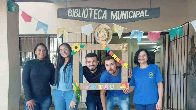 Feira de troca de livros é atração na Biblioteca Municipal de Taubaté