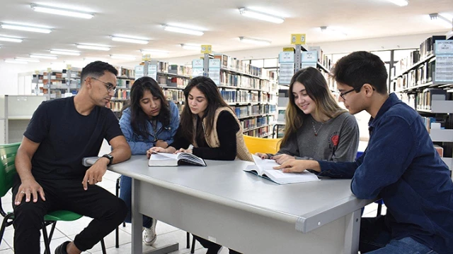Unitau realiza vestibular gratuito com provas diárias pela internet