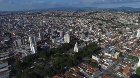 Temperaturas voltam a subir em meio a tempo instável no Vale do Paraíba Temperaturas voltam a subir em meio a tempo instável no Vale do Paraíba
