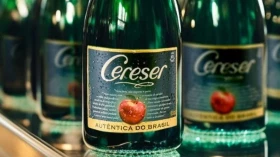 Anvisa manda suspender a venda de 28 lotes da Sidra Cereser