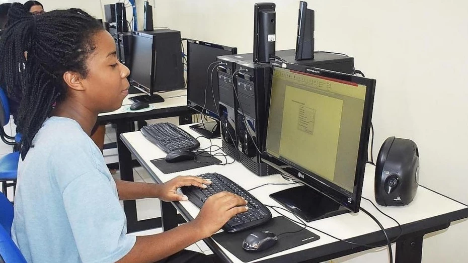 Escola do Trabalho de Taubaté abre vagas para cursos em três áreas