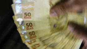 Desenrola passa a renegociar dívidas de até R$ 20 mil
