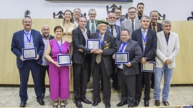 Câmara de Taubaté celebra aniversário da cidade com entrega de comendas