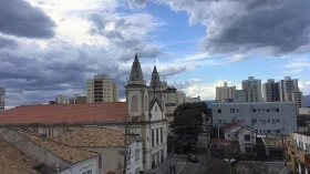 Tempo fica instável e temperaturas devem diminuir em Taubaté e região
