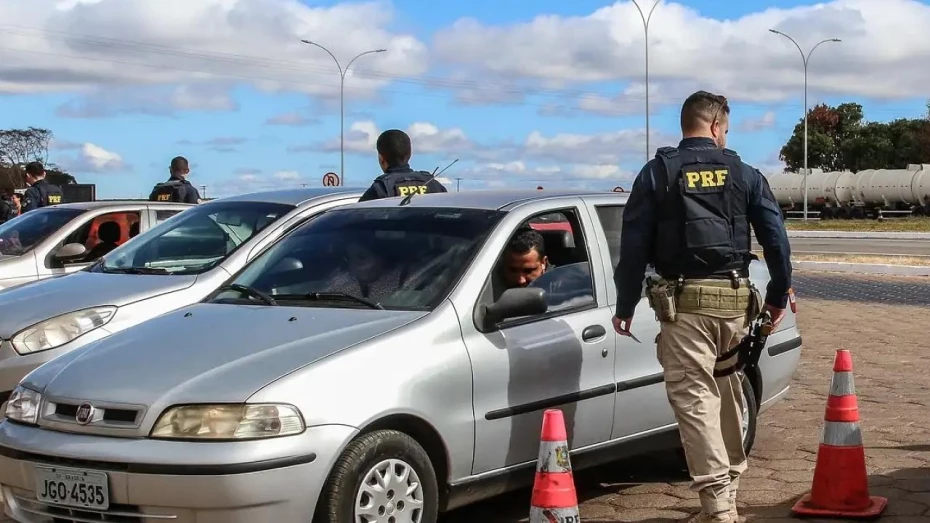 Operação Ano Novo da PRF começa nesta sexta-feira