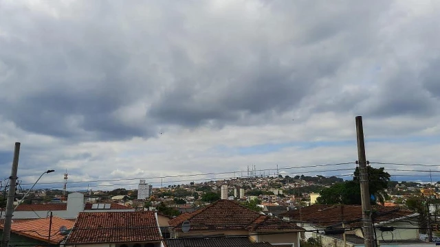 Tempo continua instável no Vale, com chuva e céu encoberto