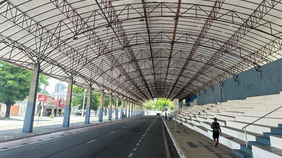 Reparo da cobertura da Avenida do Povo é concluído após dois meses