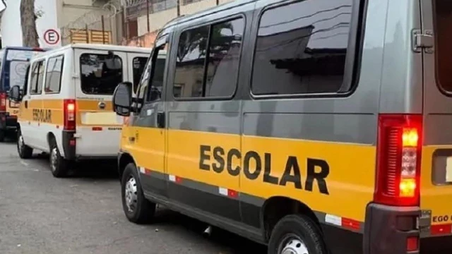 Taubaté convoca proprietários de van escolares para renovar autorização