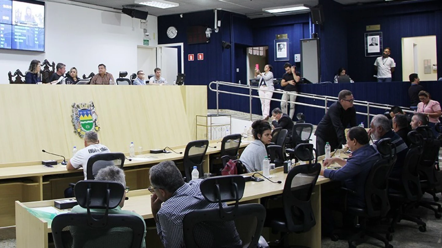 Câmara aprova votação para mudança de critérios em datas comemorativas